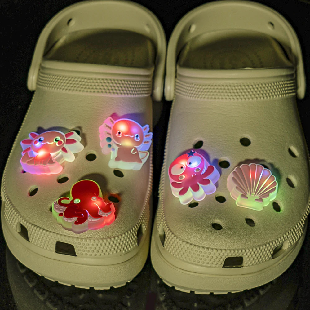 15pcs LED Shoe Charms Lighted Accessories Animals Plants Salamander Decorations Pins for Kids Men Women Gifts Clog Buckles 240524
