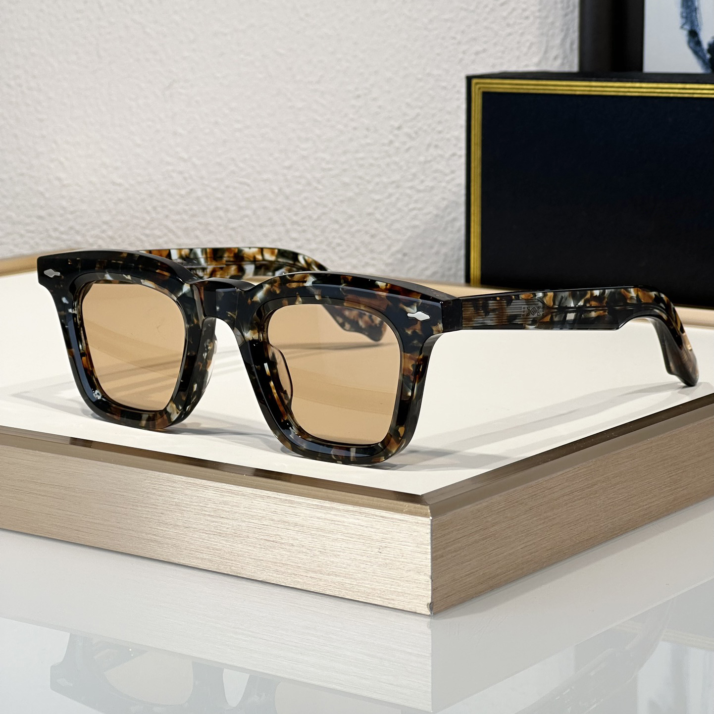 Fashion Sunglasses For Men Women LECLAIR Summer Super Designer Stylish High Street Style Anti-Ultraviolet Retro Plate Acetate Full Frame Glasses Rando