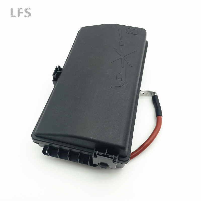 Suitable for Chevrolet Cruze 2011-2017 fuse box Cruze relay fuse Circuit fuse