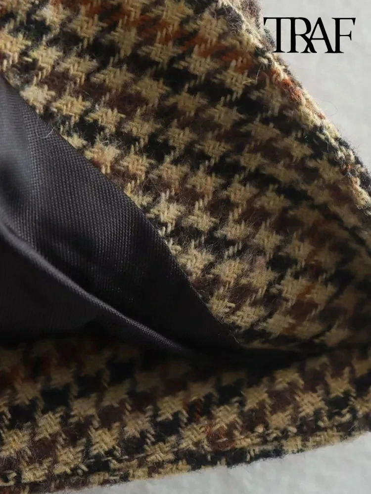 TRAFWomens Front Button Houndstooth Waistcoat V Neck Sleeveless Vest Female Outerwear Chic Tops Fashion 240523