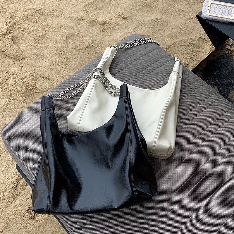 Elegant Designer Tote Bags for Women Fashionable Single Shoulder & Underarm Styles with Chain Straps