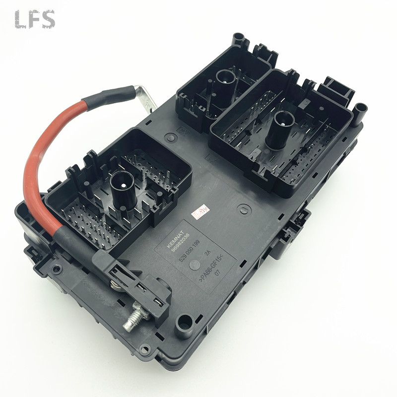 Suitable for Chevrolet Cruze 2011-2017 fuse box Cruze relay fuse Circuit fuse