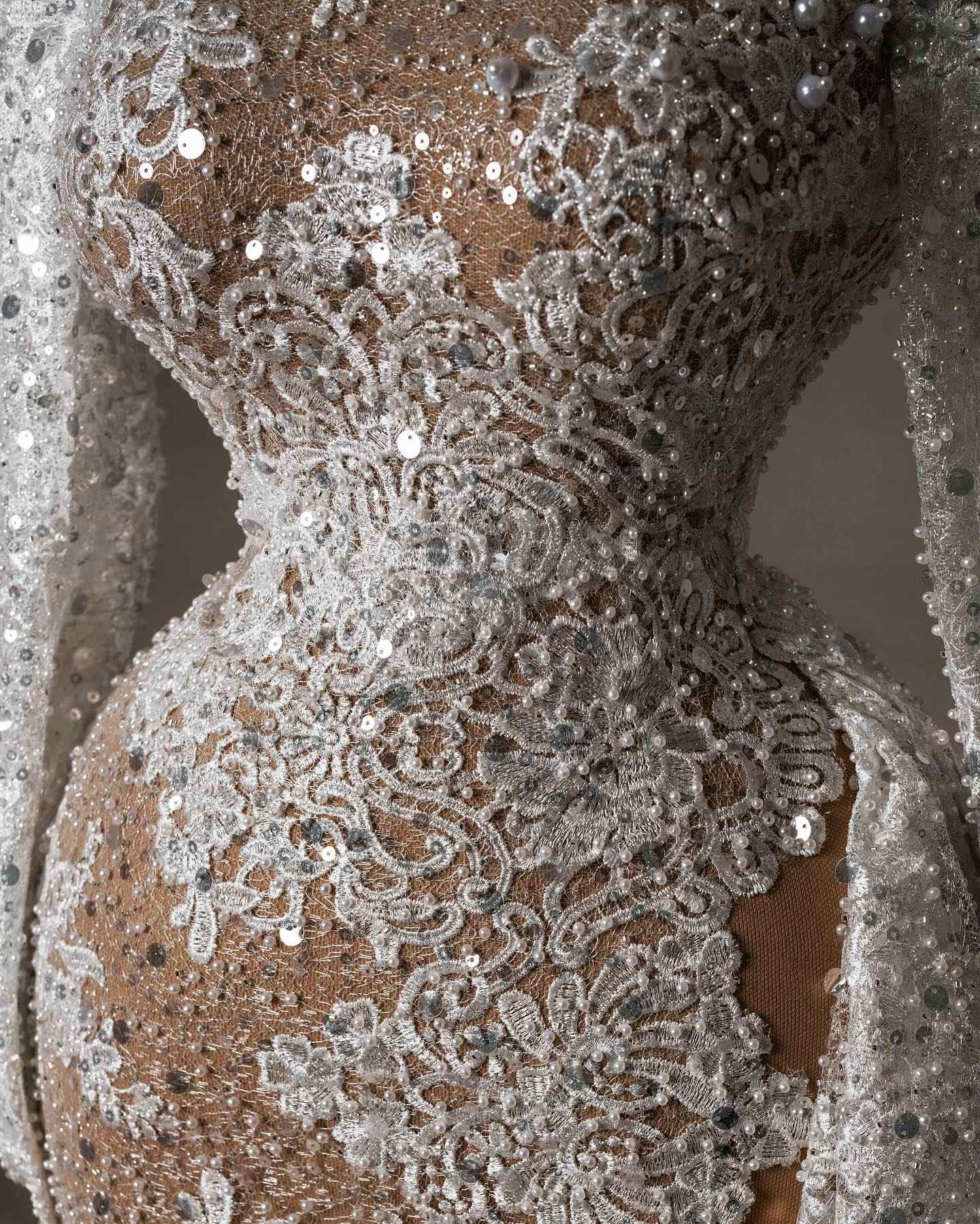 Fashion See Through Mermaid Wedding Dresses Appliques Embroidery Gowns Pearls Sequins Custom Made Side Split Long Sleeve Vestido de novia