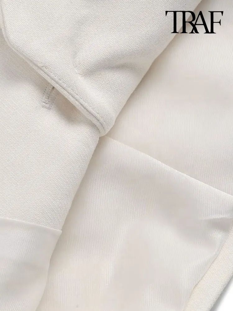 TRAF Women Fashion Front Button Fitted Waistcoat Vintage Sleeveless Welt Pockets Female Outerwear Chic Vest Tops 240523