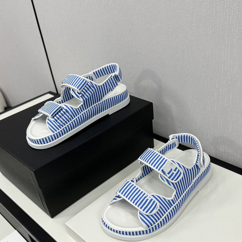 designer slippers women sandals designer Sandals Slippers genuine leather black green Dad sandal slip Women front strap beach sliders summer classic shoes a12 35-42