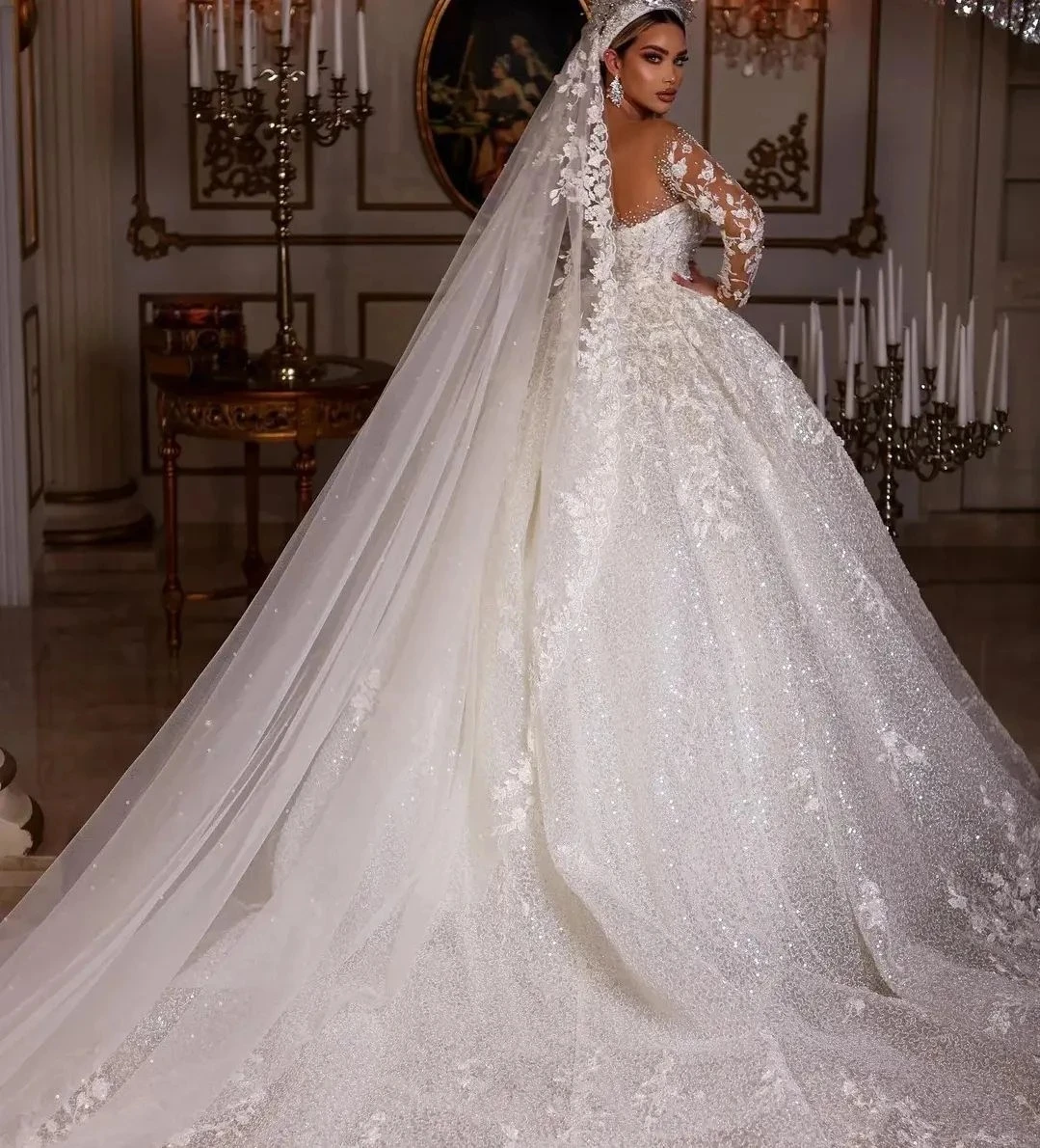 Women's 2025 Lace Wedding Dresses Dubai Long Sleeves Sequins Beads Sheer Neck Appliques Glitter Tulle Bride Gowns new Vestido Noiv