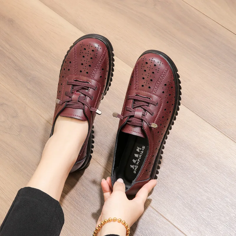 2023 New Mom Shoes Hole Sandals Leather new Soft Sole Comfortable Anti-stid Womens Shoes Hollow Out Single 2025 Leather Shoes