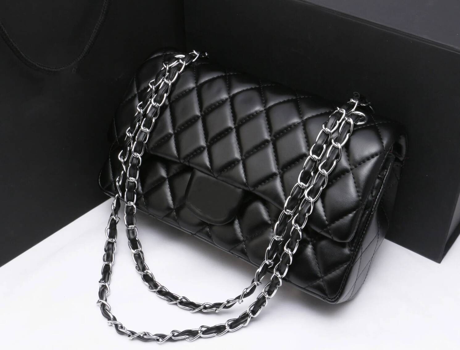 Designer Bags Women Shoulder Chain Bag Clutch Flap Tote Bags C Wallet Check Velour Thread Purse Double Letter Solid Hasp Waist Square Stripes Women Luxury Handbag