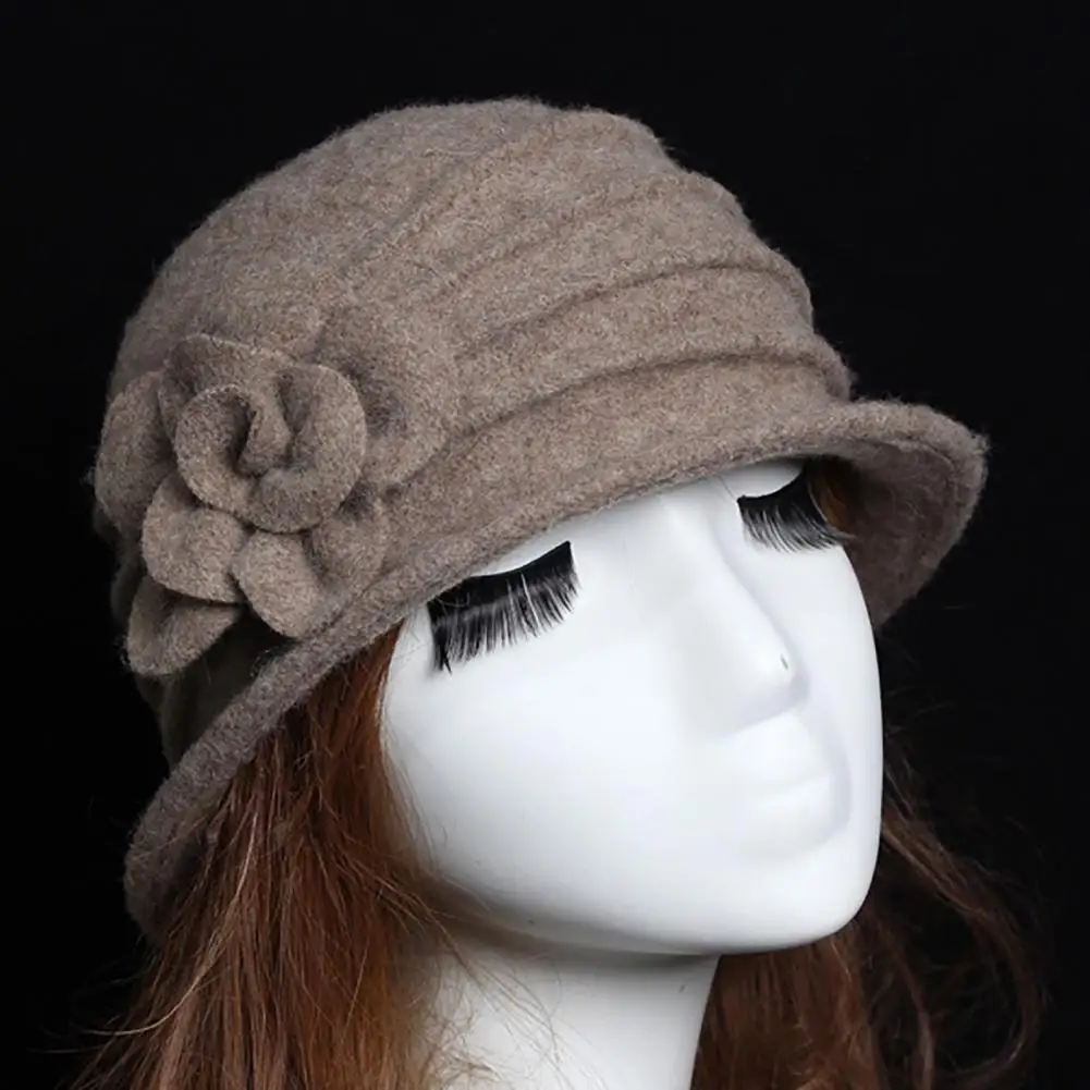 New in Women'S hat Flower Decor new Wide Brim 2025 Round Dome Woolen Hat Middle Aged Ladies Bucket Hat Dropshipping