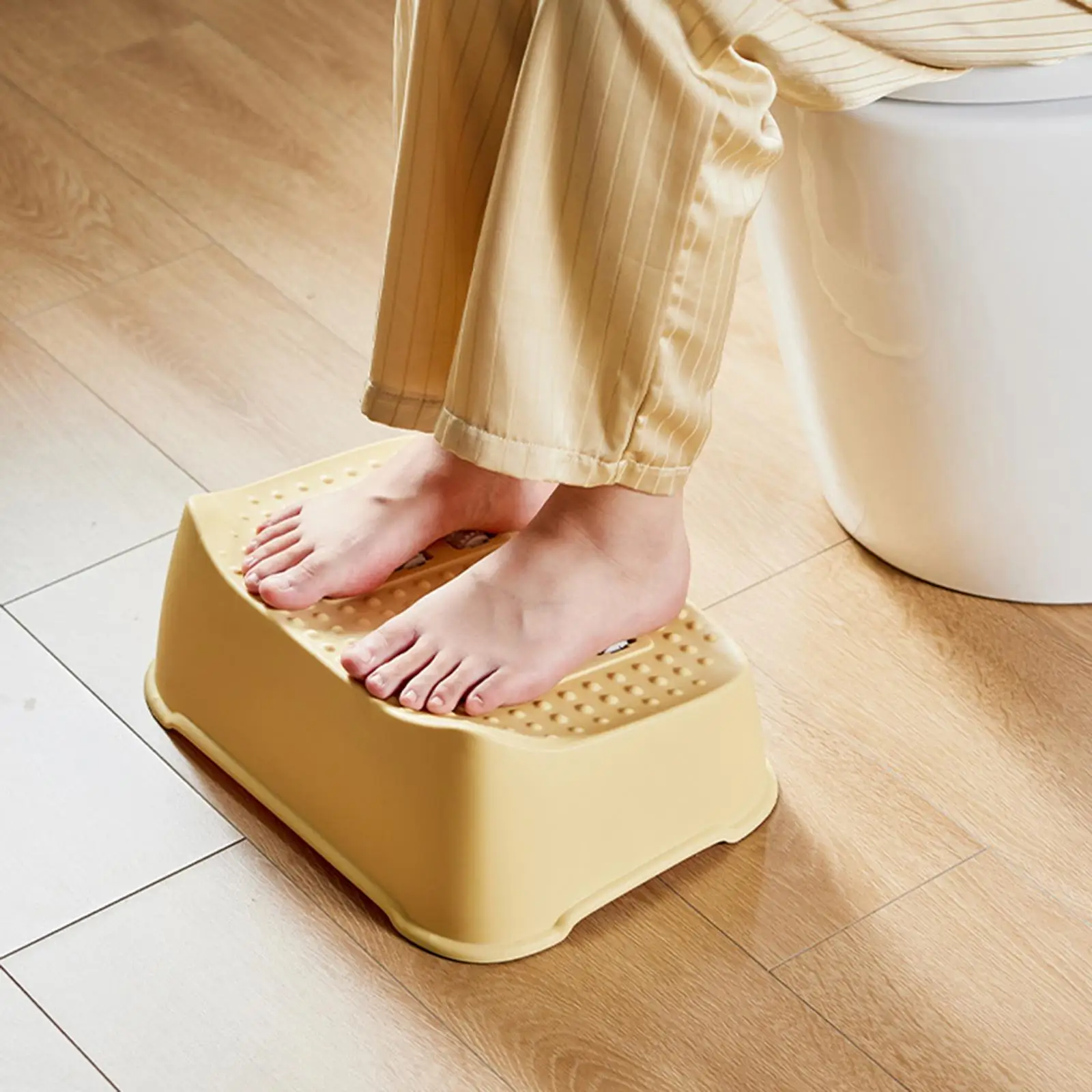 Under Desk Foot Rest and Leg Rest Pillow Compact Tilt Angle for Home
