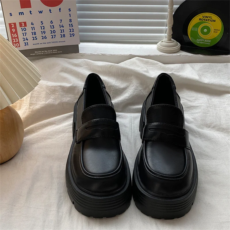 new Ladie Loafers Lolita Flat Shoes Women College Leather Platform High Quality Shoes Style School Girls Jk 2025 Uniform Thick Sole Shoes