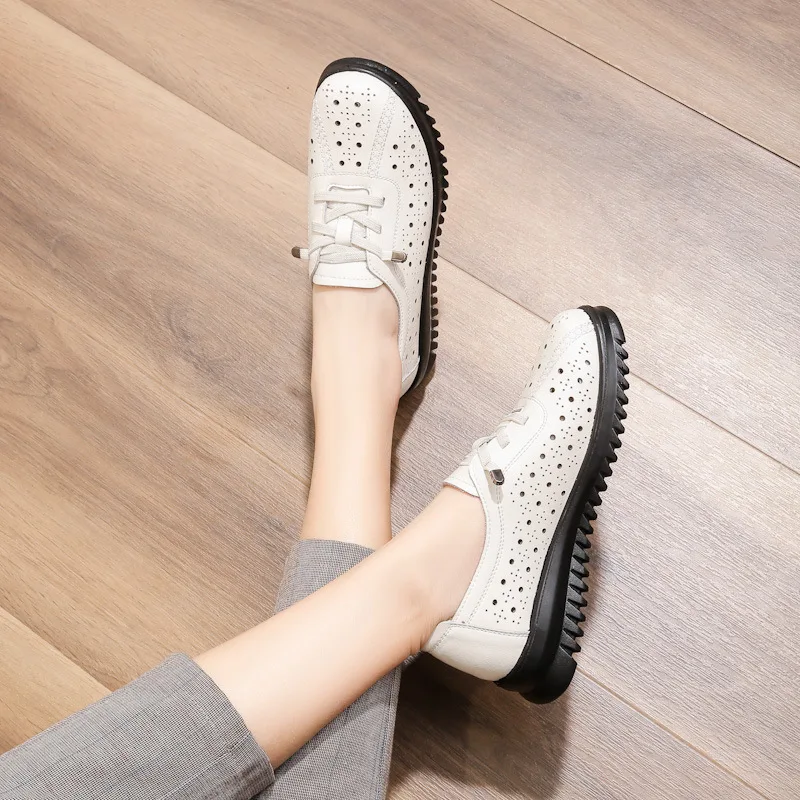 2023 New Mom Shoes Hole Sandals Leather new Soft Sole Comfortable Anti-stid Womens Shoes Hollow Out Single 2025 Leather Shoes