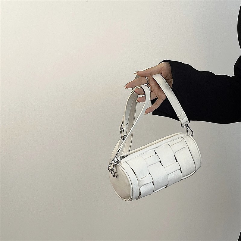 A niche designer bag mini handmade woven cylindrical women's bag with high-quality and versatile single shoulder crossbody bag