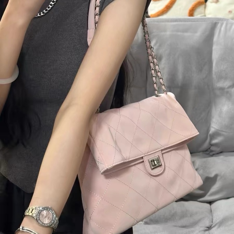 Designer bag gentle and lazy style commuting underarm bag single shoulder bag crossbody women's small fragrant style diamond grid chain bag