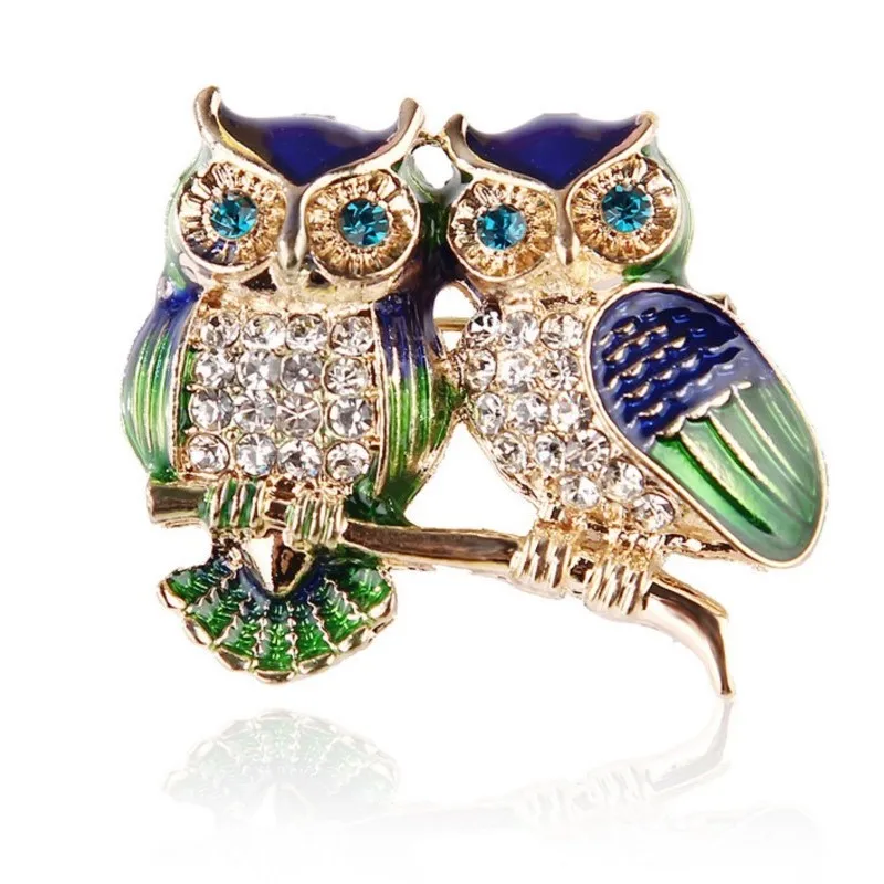 1PC Exquisite 2025 Lovely Crystal-Encrusted Opal Stone Owl Brooches Animal Pins Scarf Pin new Couple Collar Jewelry Gift Pins