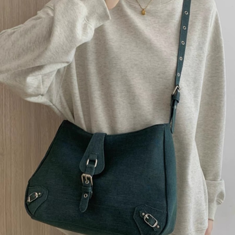 Designer women's bag large capacity handbag, Korean version bucket bag versatile denim canvas women's bag simple crossbody bag