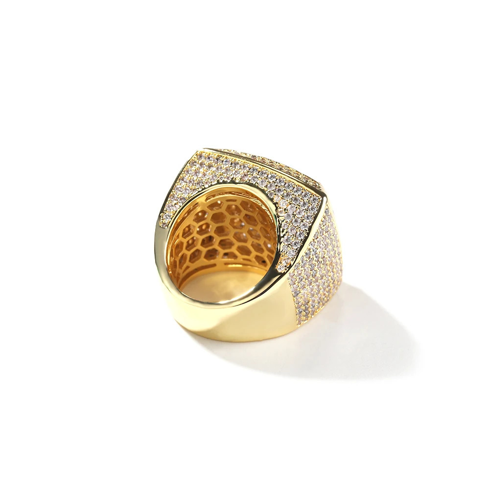THE BLING KING Mens Iced Square Ring Micro Paved 5A Cubic Zircon Hip Hop Cluster Pinky Radiant Baguette Champion Jewelry 240521
