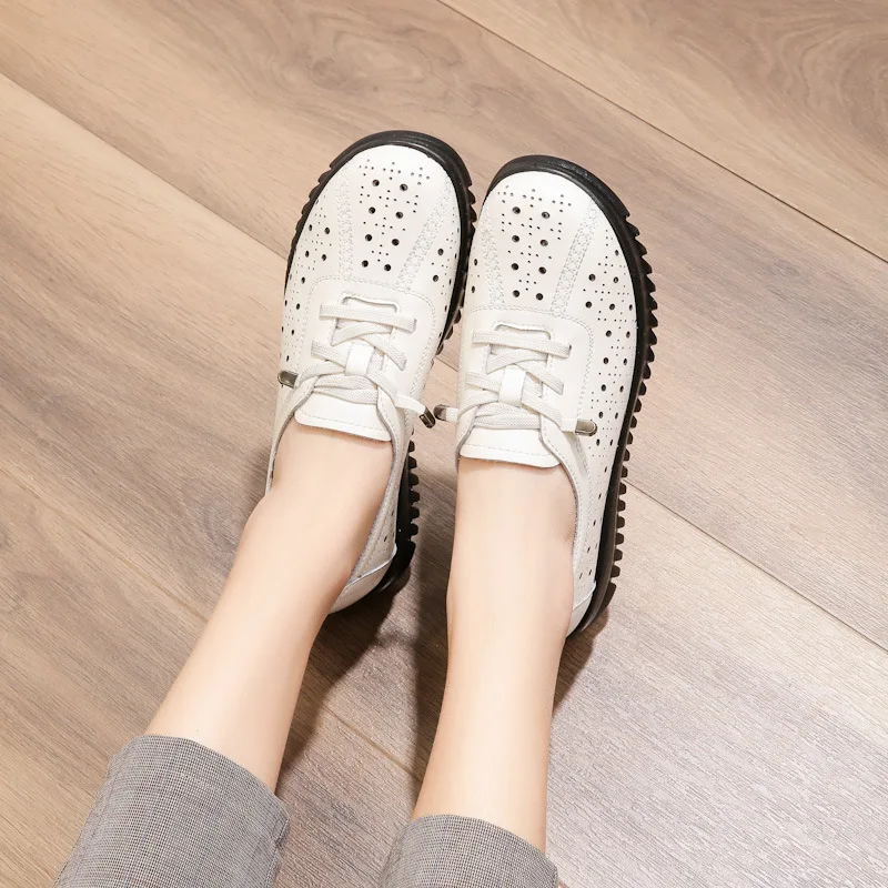 2023 New Mom Shoes Hole Sandals Leather new Soft Sole Comfortable Anti-stid Womens Shoes Hollow Out Single 2025 Leather Shoes