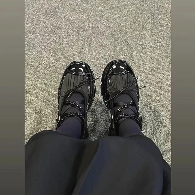 new Criss-cross Sanadals Bow Sandalias Low Tre 2025 Ballerina Women Shoes Round Toe Sneakers Beading Zapatos Mujer Thick Heels In Black