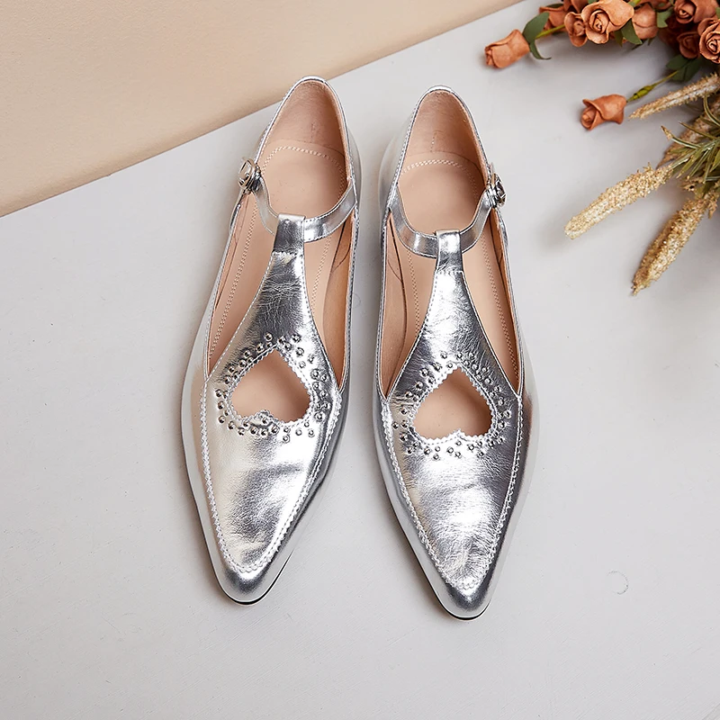 Woman Flat Shoes French 2025 Style Sier Simple Shoes Cow Leather Retro Flats Spring Autumn Buckle Strap new Mary Jane Low Heels