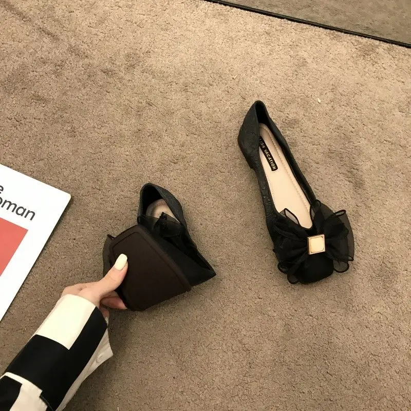 2025 Women Shoes Shallow Lace new Bowknot Soft Sole Size 34-42 French Style Round Toe Spring Autumn Sweet Elegant Flat with Shoes