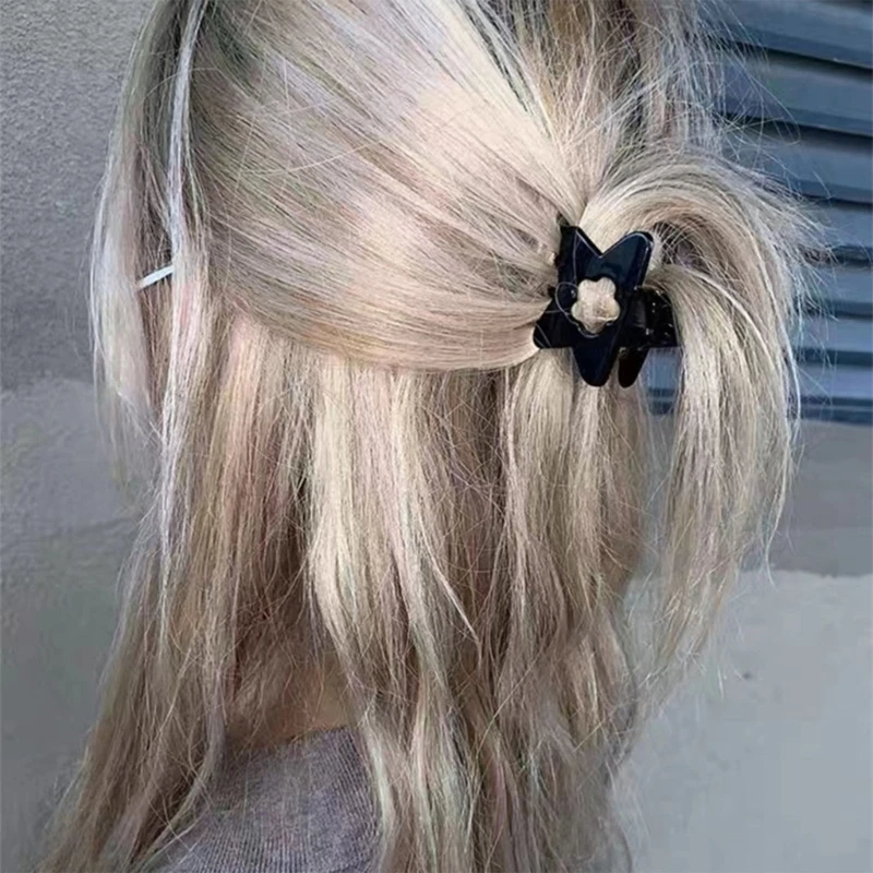 Star Hair 2025 Clips Sweet Hollow Star Hair Claw Barrettes Hair new Catch Clamps Daily Wearing Party Accessories for Womens Girls