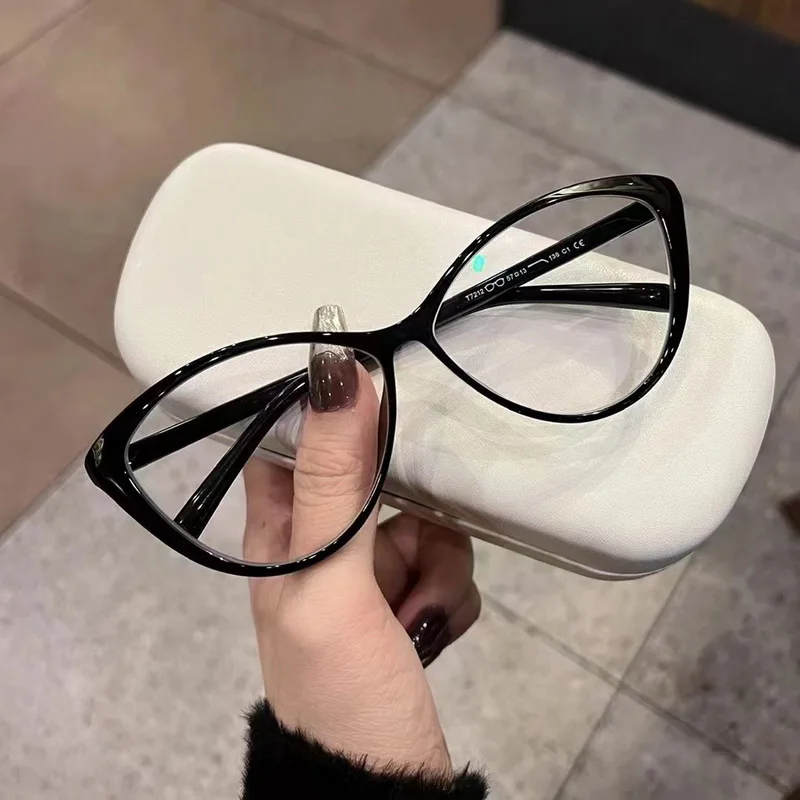 New Anti Blue Light Glasses Women Eyeglasses Optical Spectacle Glasses Luxury Brand Designer Cat Eye Transparent Ladies Eyewear