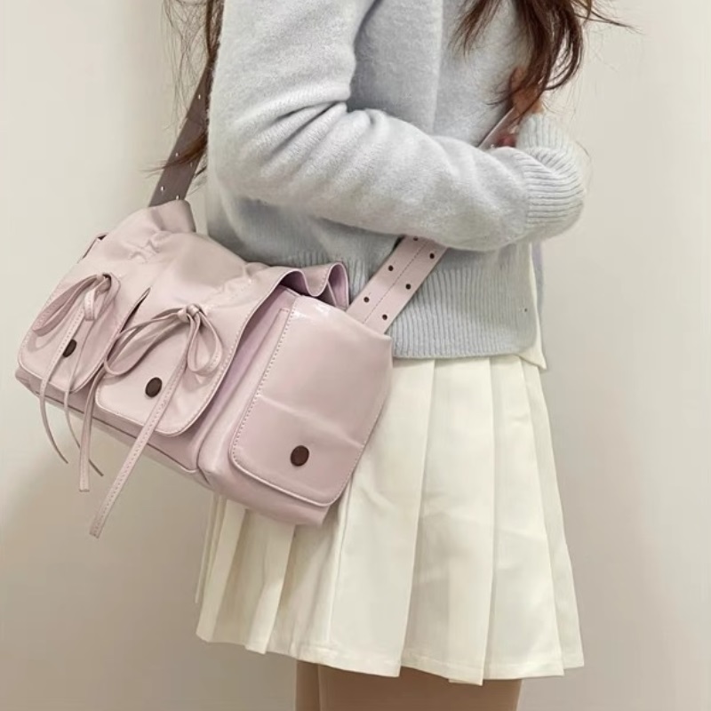 Designer bag niche wasteland style dark and versatile pleated drawstring handbag Y2K carrying women's bag large capacity retro bag