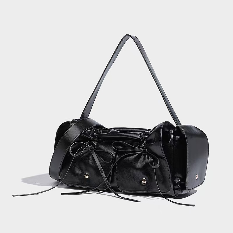 Designer bag niche wasteland style dark and versatile pleated drawstring handbag Y2K carrying women's bag large capacity retro bag