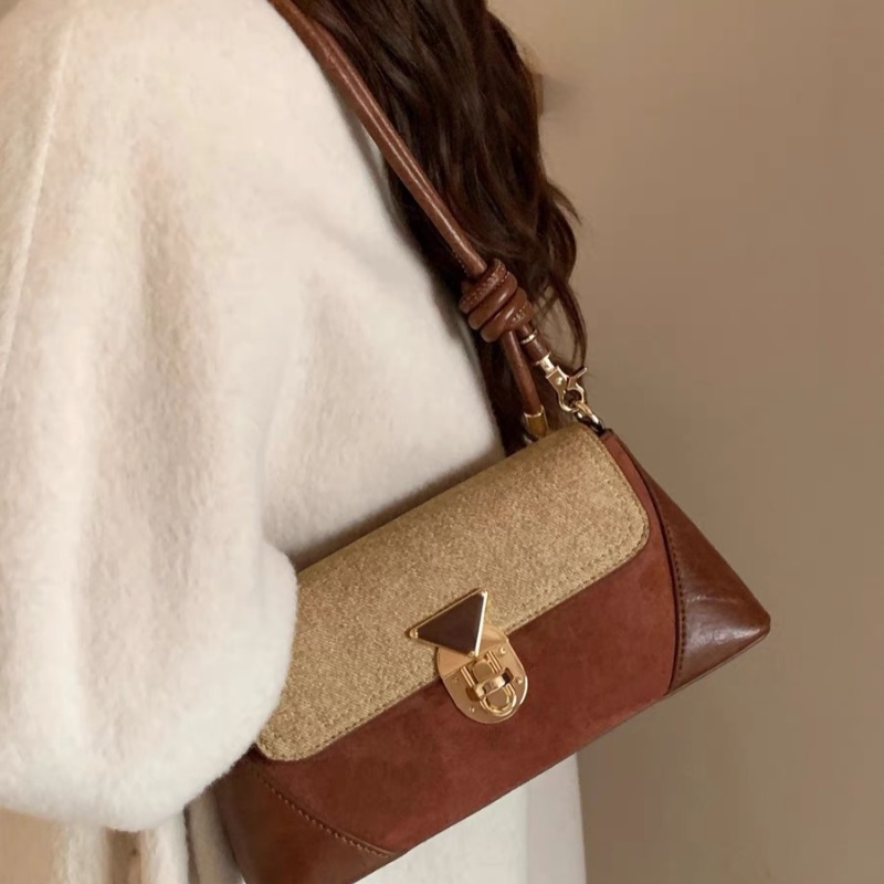 French atmosphere niche package women bag artistic and gentle style underarm bag versatile for commuting one shoulder bag trend