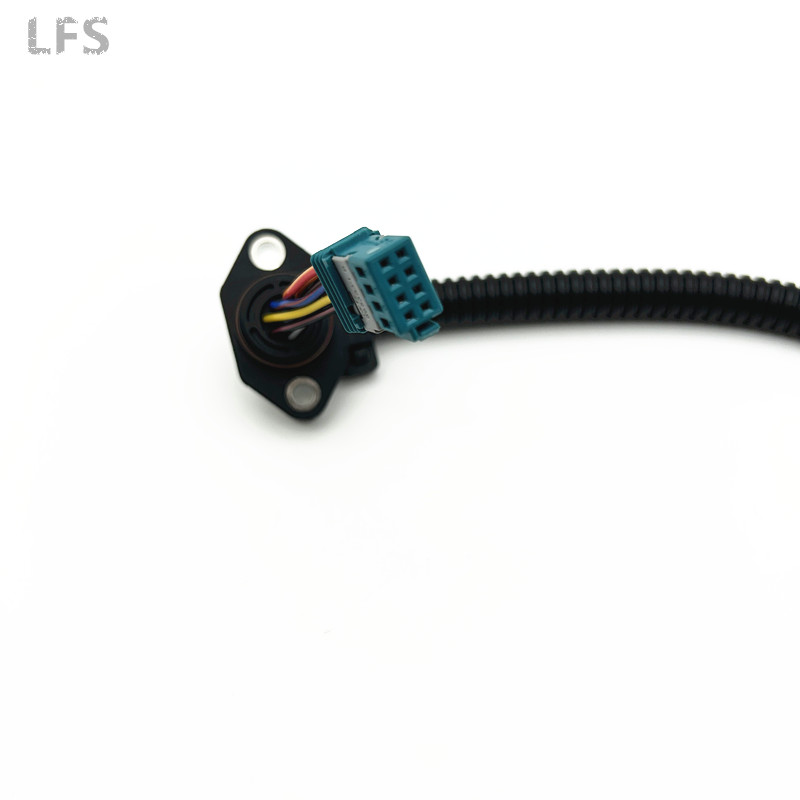 Suitable for Chevrolet Cruze 13-15 steering gear harness steering wheel torque sensor angle linear speed Borui 26262317