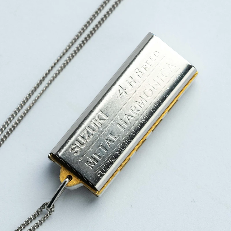 LAUTIE Imported Suzuki Suzuki Four-hole Eight-tone Mini Mini Harmonica Necklace Pendant Outdoor Portable Old Blacksmith Edc