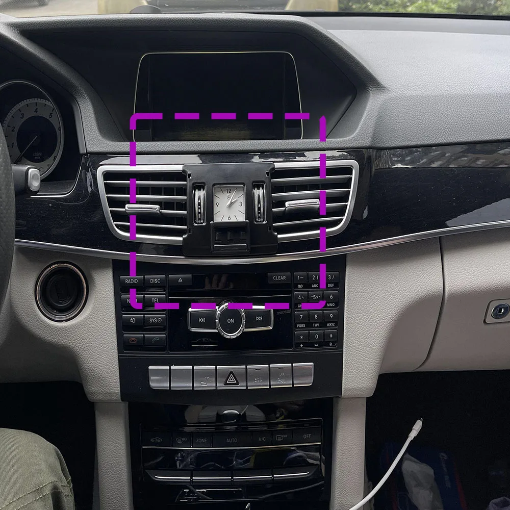 For Mercedes Benz E Class W212 E200 E240 E260 E280 E300 2013 2014 2015 2016 Car Phone Holder Special Fixed Bracket Base
