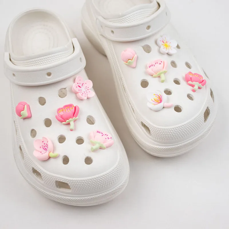 2024 Hot Salling Colorful Flowers Resin Hole Shoe Charm Accessories Diy Shoe Buckle Decor Fit Pins shoes Charms Kid Party Gift
