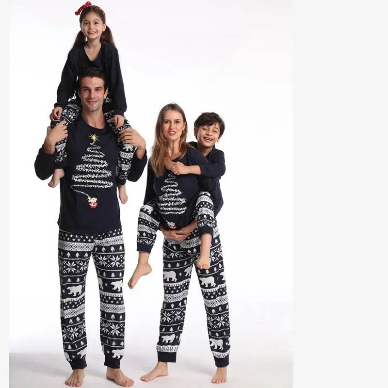 Christmas Family Matching Pajamas Set 2023 New Pattern Mother Father Kids 2 Pieces Suit Sleepwear Baby&Dog Romper Xmas Look Pjs