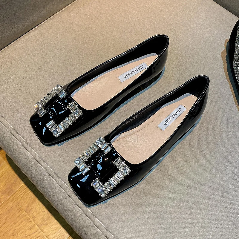 Large Size Women's Shoes 2023 New Spring and Autumn Lacquered Leather 2025 Bowknot Square new Toe Pedal Versatile Flat Casual Shoes