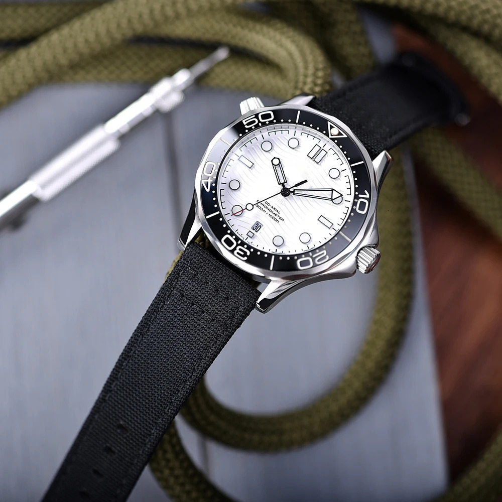 Waterproof Sailcloth Watch BandGenuine Leather Strap 18mm 20mm 22mm Quick Release Nylon Wrist Sports Bracelet 240523