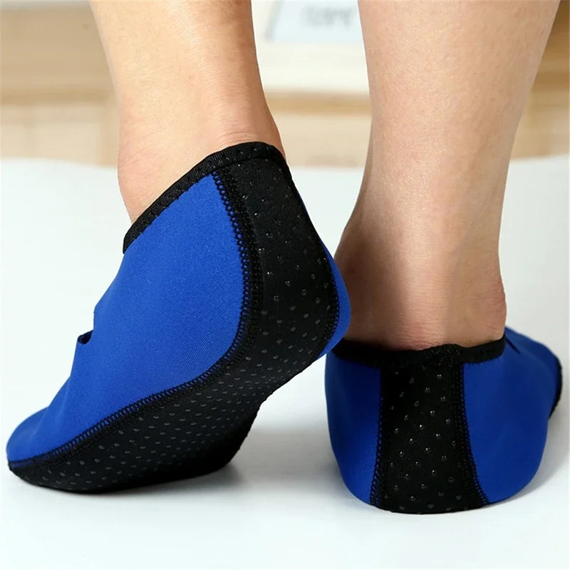 Water Sports new Diving Socks Anti Skid 2025 Beach Shoes for Women Swimming Surfing Neoprene Socks Adult Diving Shoes Water Shoes