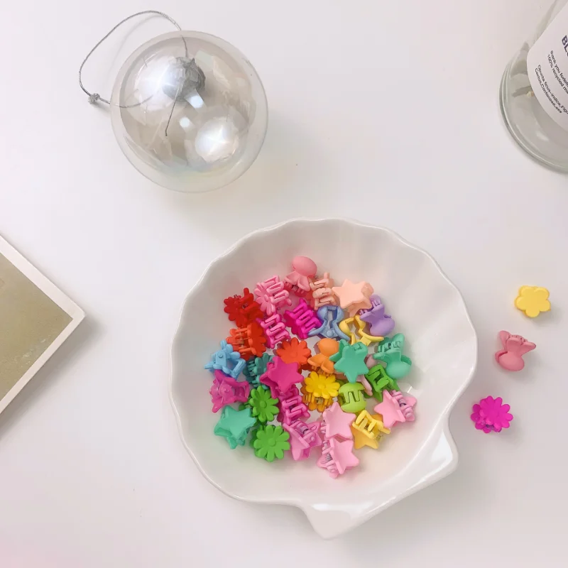 30Pcs/Bag Cute Colorful 2025 Girls Baby Heart Flower Crown Animals Colorful Hair Claws Sweet Hairpins Hair Clips Kid new Hair Accessories