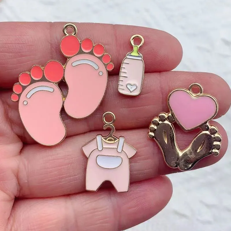 10pcs/lot Enamel Baby Cloth new Charms Pendants Cute Baby Feet DIY Metal Bracelet Necklace Jewelry 2025 Findings Accessories