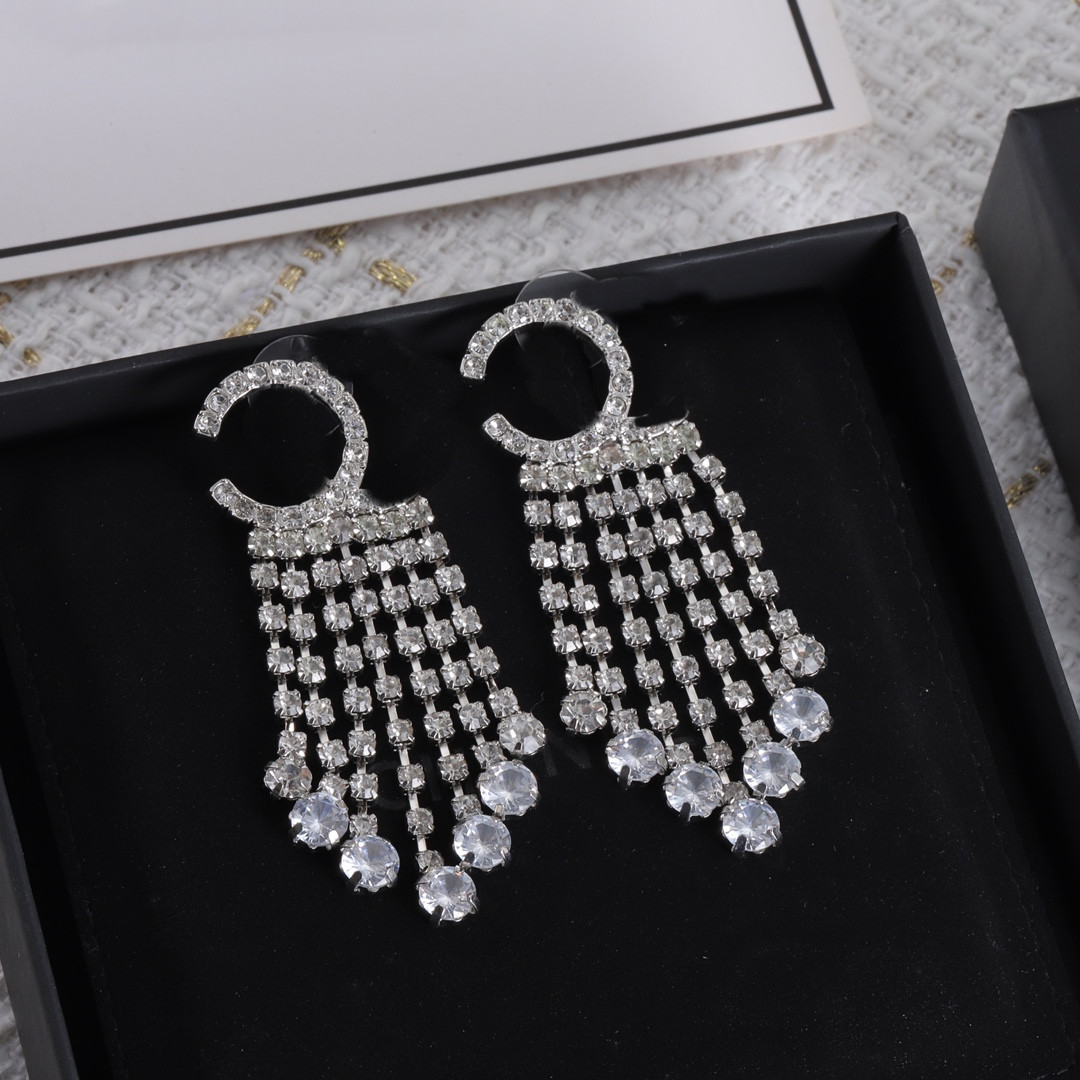 Fashion Silver Designers Earring Long Earring Charm Fashion Letter Women Crystal Geometric Earring for Wedding Party Jewerlry Accessories