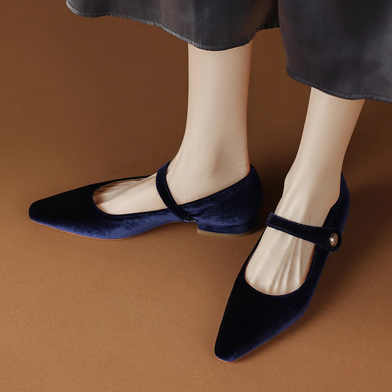 One Strap Ladies Veet Shoes Spring Autumn Low Heel Vintage Mary new Janes Pointed Toe Flat 2025 Shoes Woman French Style Women Flats