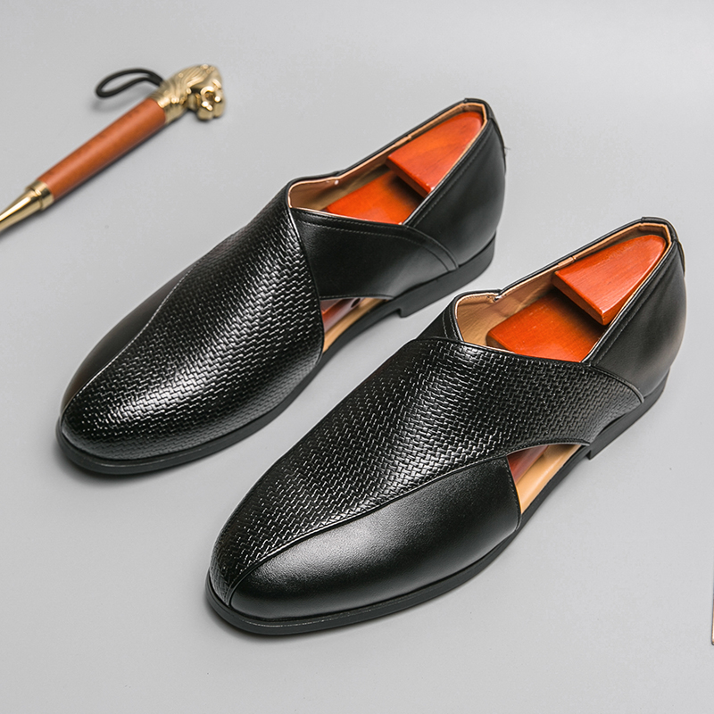Sandals for Man Fashion Outdoor Korean Genuine Leather Indoor House Platform Male Beach Shoes Casual Men Sandals New In Summer