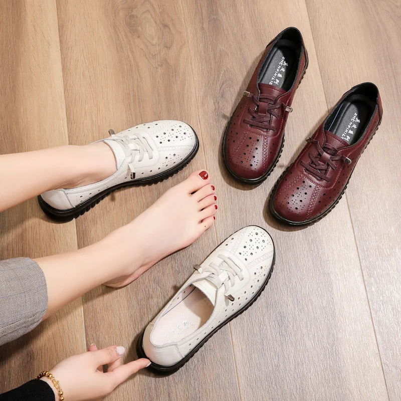 2023 New Mom Shoes Hole Sandals Leather new Soft Sole Comfortable Anti-stid Womens Shoes Hollow Out Single 2025 Leather Shoes