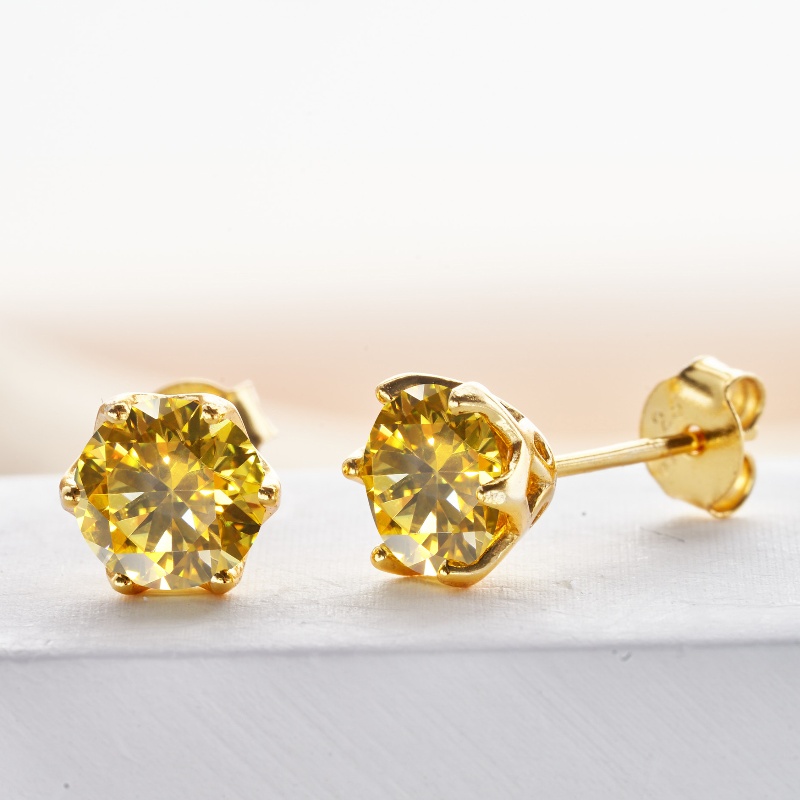 Fashion Sterg Sier Gold Plated Passed Test 1ct Yellow Moissanite Heart Earrings Studs for Men Women