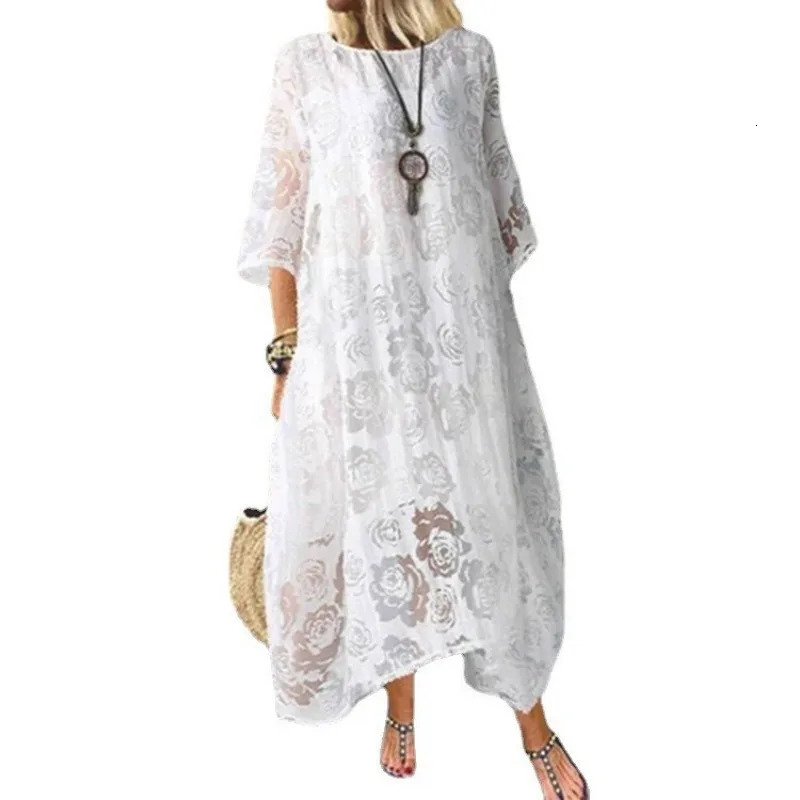 Womens Summer Round Neck Short Sleeve Lace Long Dress Vintage Handmade Hollow Flower Dress Lace Loose Casual Long Dress 240518