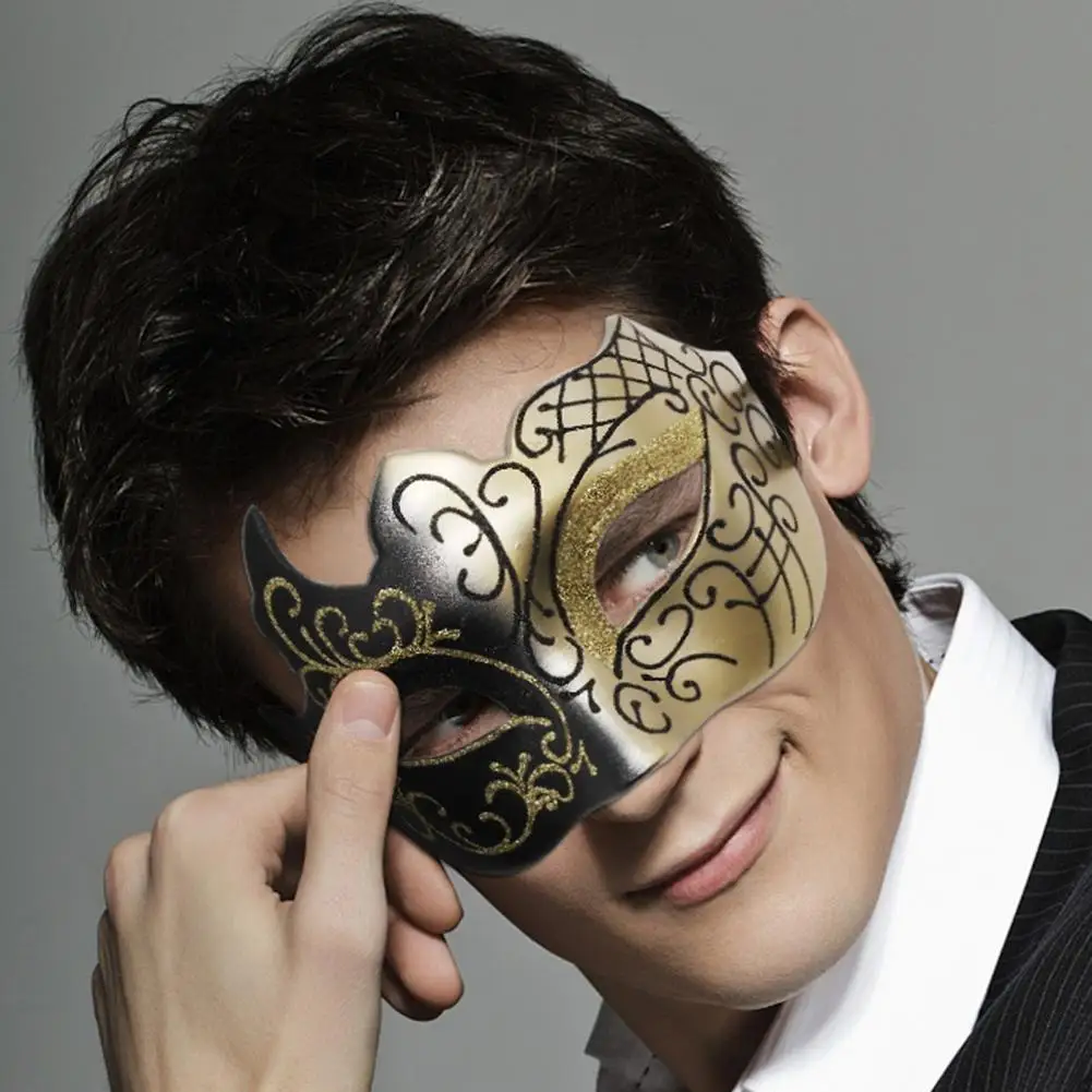 Masquerade Ball Mask for Women/Men Vintage Plastic Party Bar new Dancing Nightclub Half Face Cover Sexy Fox Eye 2025 Masks for Festival