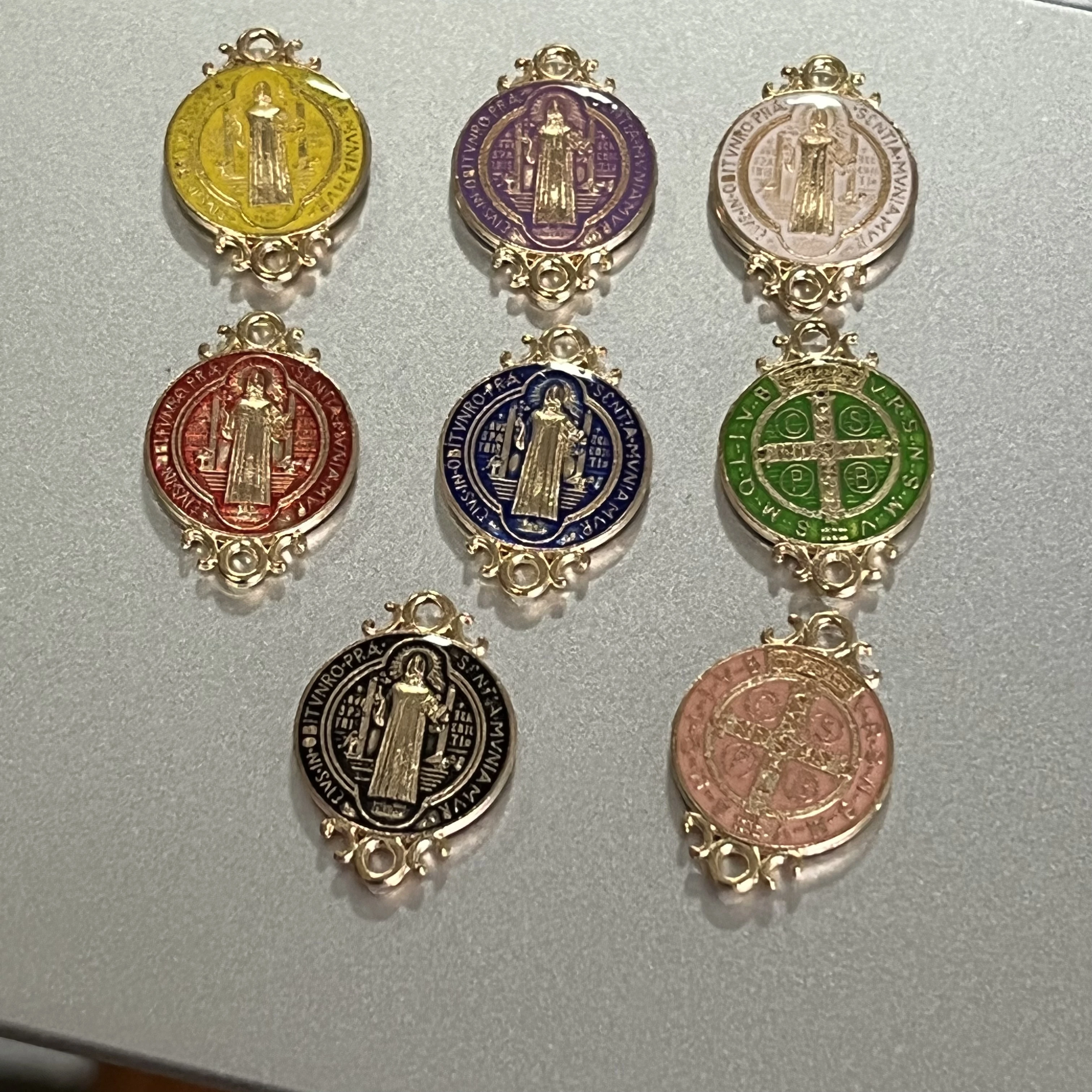 10PcsSaint Benedict Medal Double Sided Catholic Medals Favor Gifts Religious Charm Connector Bead Set of Multicolor Lace Pendant