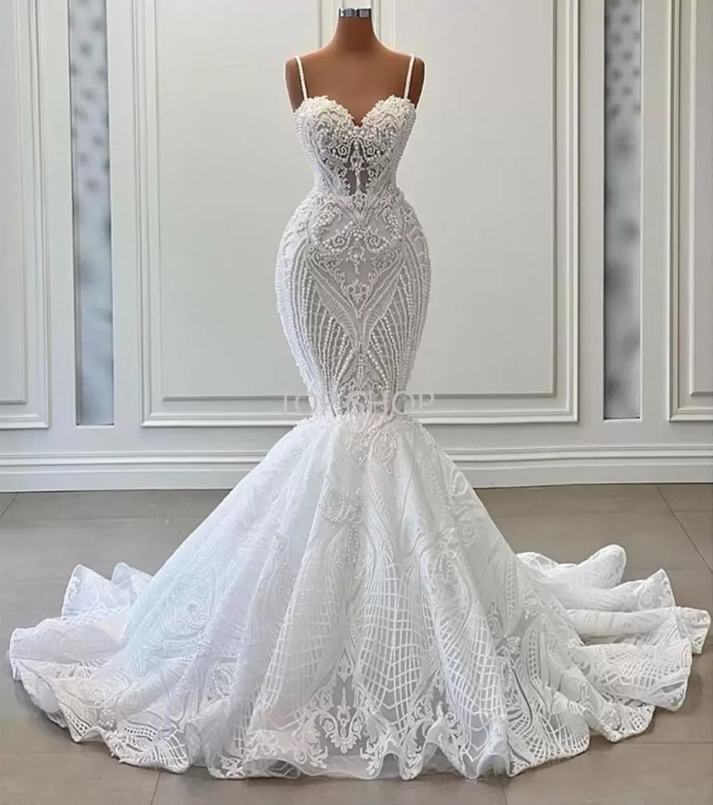 Elegant Pearls Mermaid Dresses Lace Appliques Spaghetti Straps Bridal Gown Custom Made Sleeveless New Design Wedding Gowns Bc15556 0618