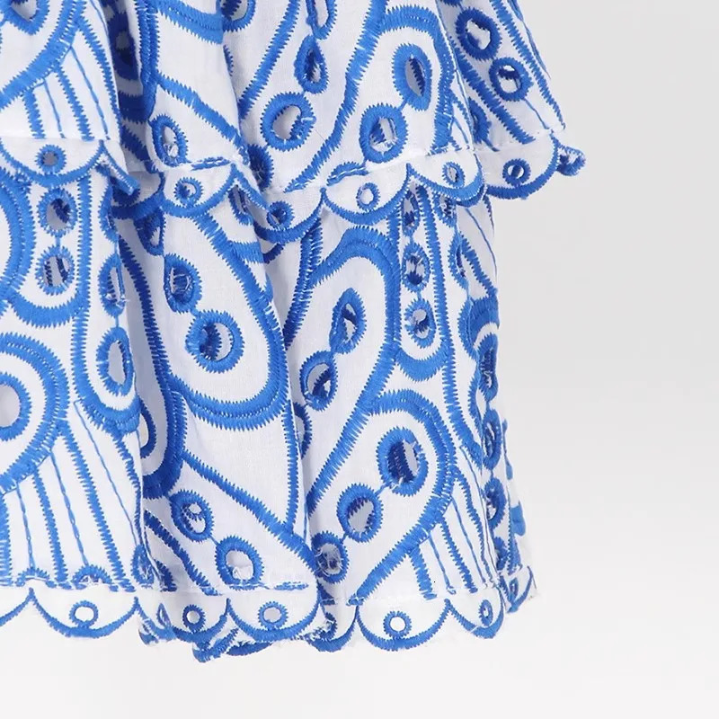 Blue Elegant Lace Dress Women Summer Vacation Strapless Vestido Mujer Hollow Out Vintage Mini Dresses Bodycon Sleeveless 240518
